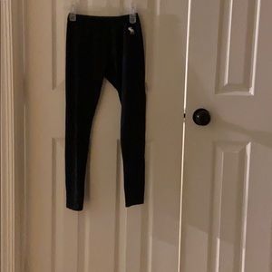 Black Abercrombie leggings